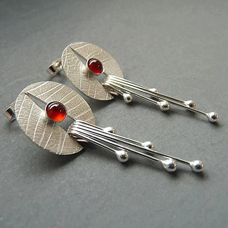 Aretes Colgantes Huecos de Piedra Roja