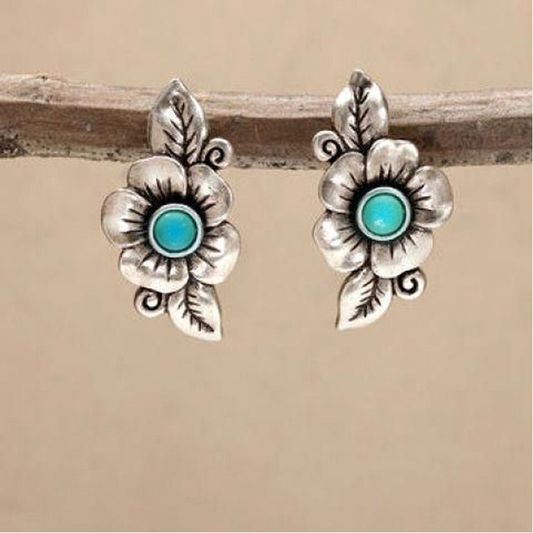 Aretes Boho con Flor de Ópalo Azul en Plata