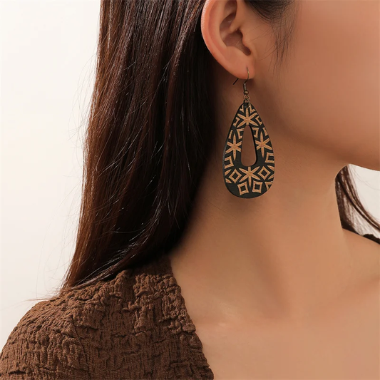 Aretes de Gota Hueca Vintage Negros