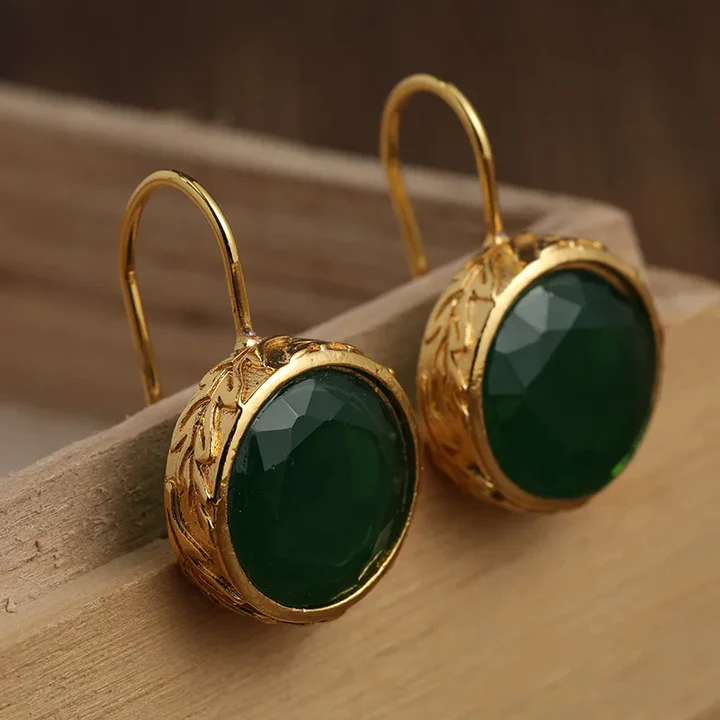 Aretes Vintage de Cristal Verde Incrustado Dorados