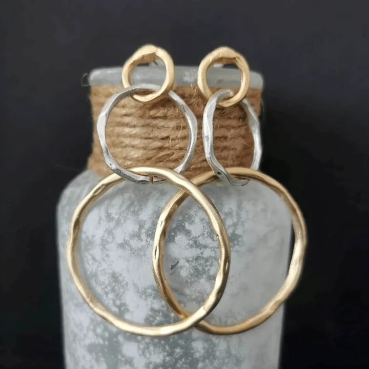 Aretes de Aros Vintage en Oro y Plata