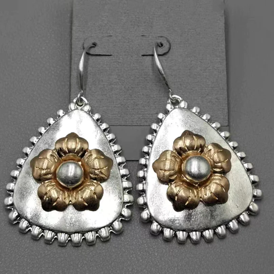 Aretes Girasol Vintage Dorado con Perlas