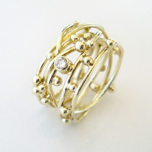 Anillo Fino Dorado con Circonitas Vintage